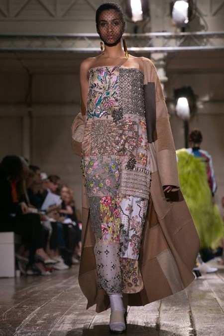 Неординарные коллекции Haute Couture осень-зима 2014-2015 на неделе высокой моды в Париже — фото 51