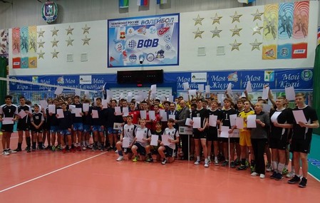 Участники Первенства Югры по волейболу присоединились к международной Акции "Белая карта" — фото 1