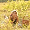 Eva Mayer Представила Новый Поэтический Альбом «ME»