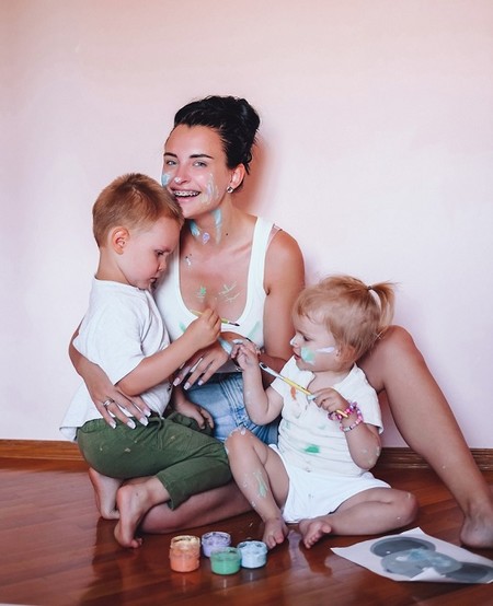 «Полезный семейный досуг – это когда ребенок доволен, а мама не чувствует себя заложником», – лайфстайл-блогер Ангелина Рай — фото 1