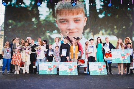 Звезды назвали лучших юных чтецов русской прозы в мире &mdash; фото 1