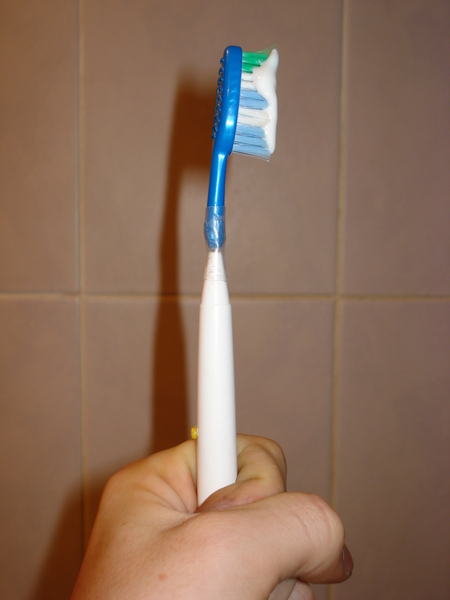 Электрическая зубная щетка своими руками. — фото 1