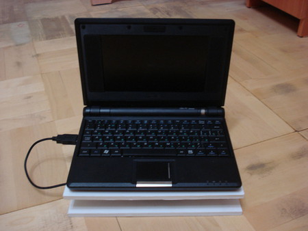 Охлаждающая подставка для ноутбука, работающая от USB порта — фото 9