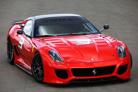 Суперкар Ferrari 599 GTO - самый быстрый автомобиль в мире — фото 1