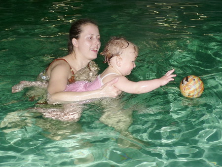 Грудничковое плавание. Наш опыт самостоятельного осваивания бассейна. — фото 18