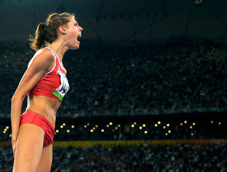 Анна Чичерова выиграла золотую медаль в прыжках в высоту на Чемпионате Мира по легкой атлетике — фото 2