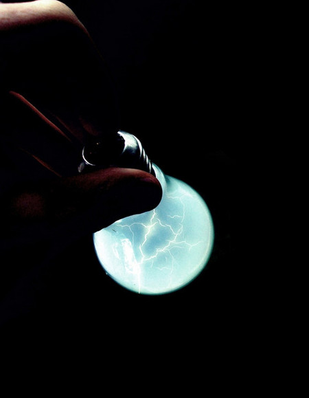Волшебные лампочки на фотографиях Адриана Лимани — фото 14