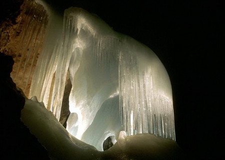Эйсризенвельт – ледяная пещера в Австрии. Если хочется мороза летом. — фото 13