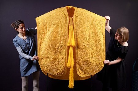 В лондонском музее Виктории и Альберта платье будет находиться до 5 июня этого года.