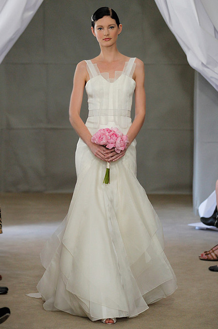 Свадебные платья от Carolina Herrera сезона весна 2013 — фото 33