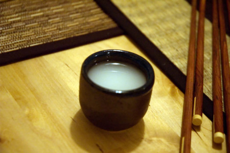 О самом церемонном напитке. День саке в Японии — фото 3