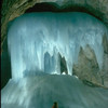 Эйсризенвельт – ледяная пещера в Австрии. Если хочется мороза летом.