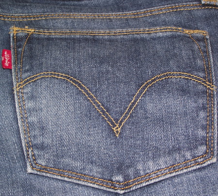 Рыжая отстрочка и классичекий "джинсовый" карман