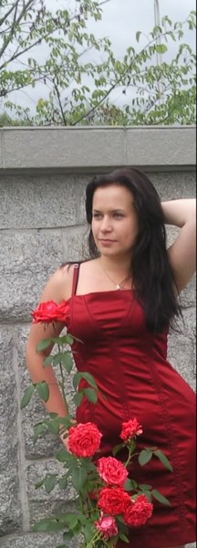 Ledi in Red